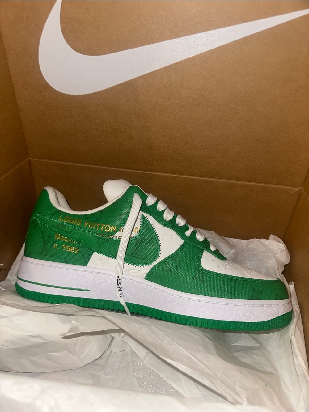 Nike x Louis Vuitton Style Green & White Sneaker